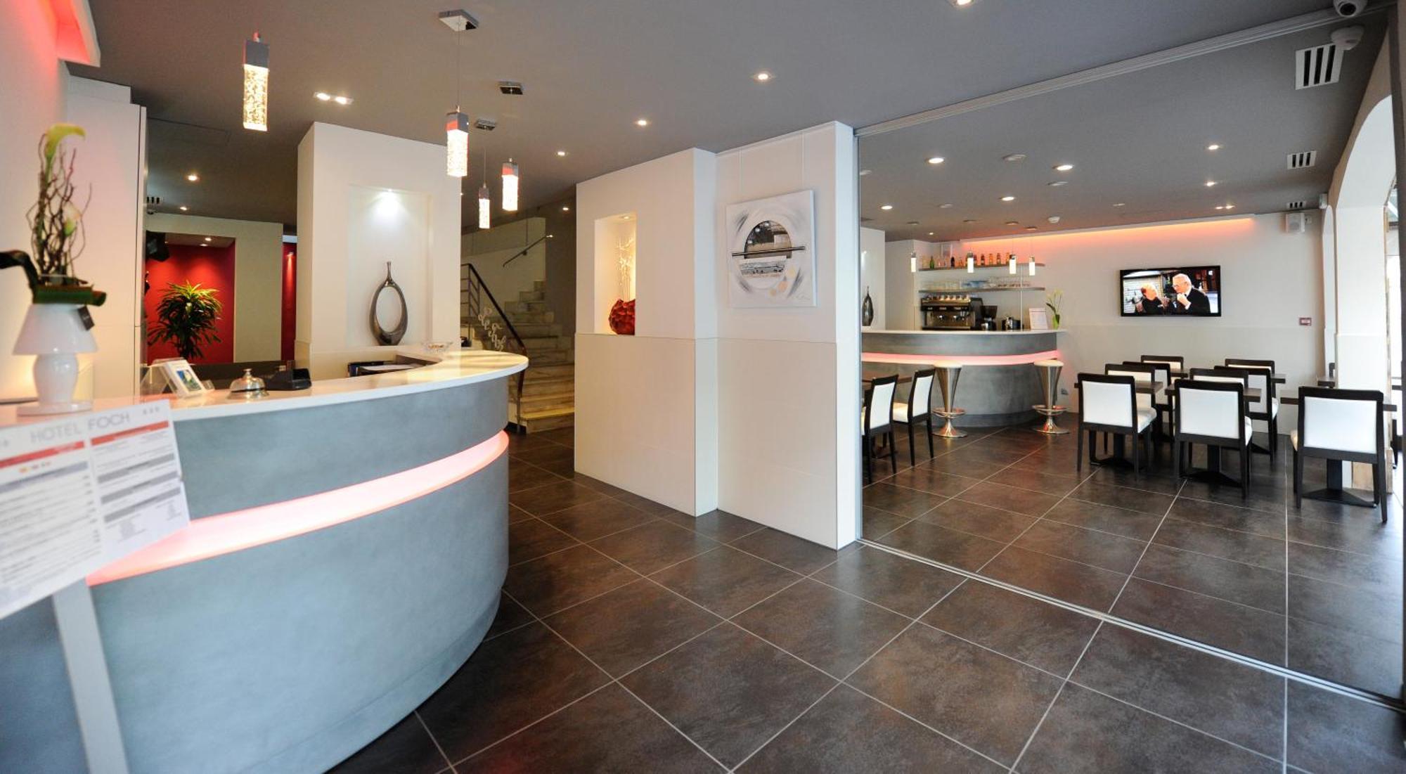 Hôtel Foch Tarbes Ngoại thất bức ảnh