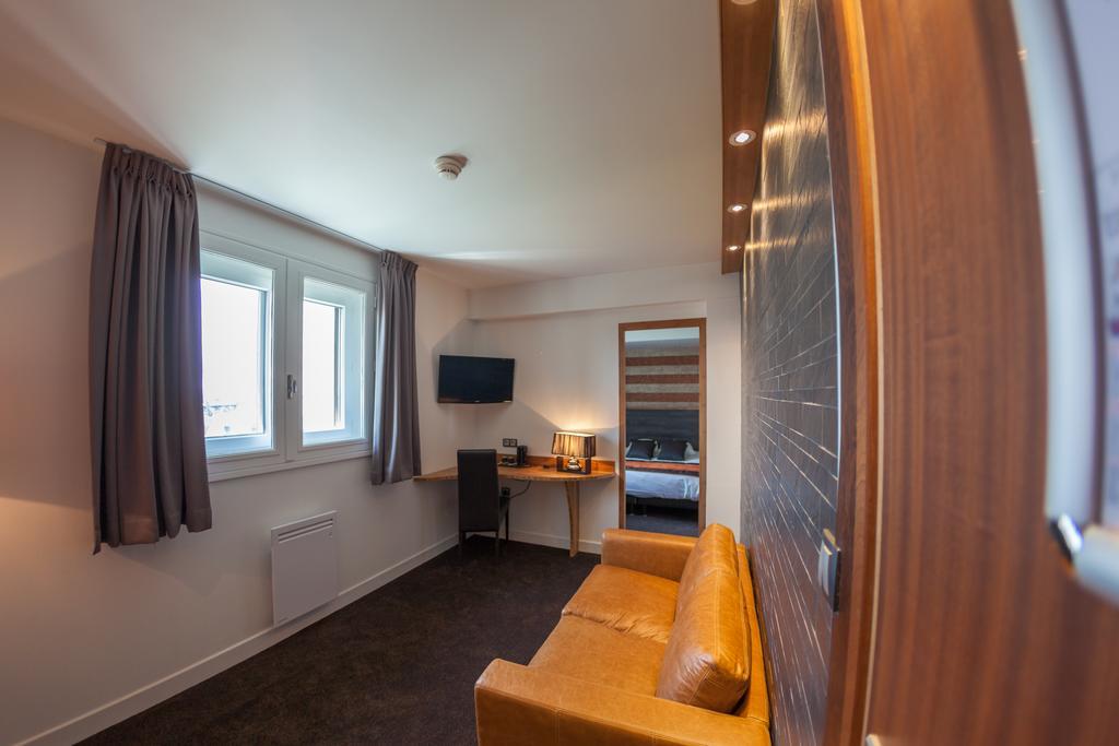 Hôtel Foch Tarbes Ngoại thất bức ảnh