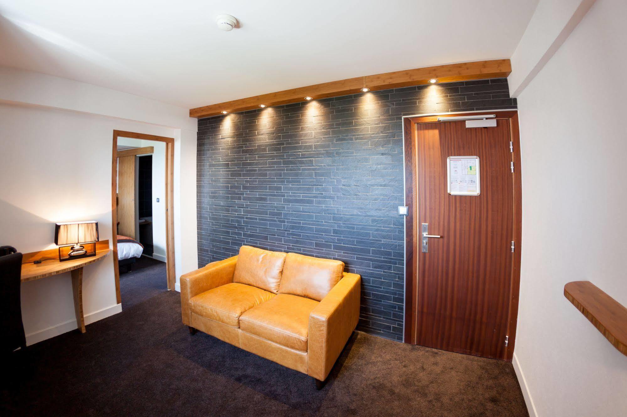 Hôtel Foch Tarbes Ngoại thất bức ảnh