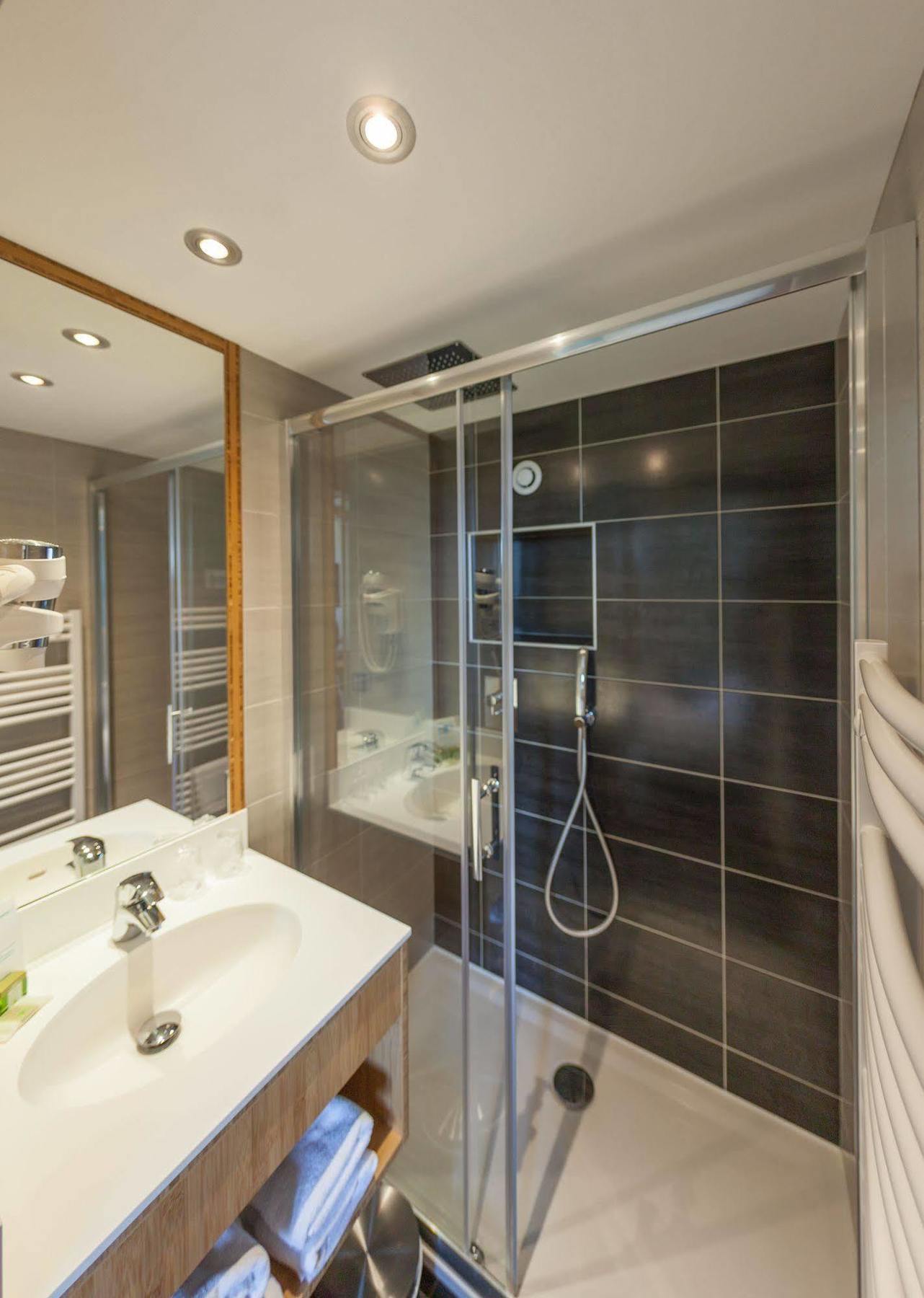 Hôtel Foch Tarbes Ngoại thất bức ảnh
