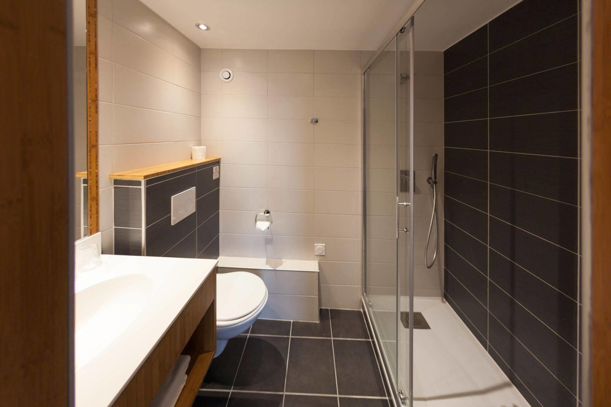 Hôtel Foch Tarbes Ngoại thất bức ảnh