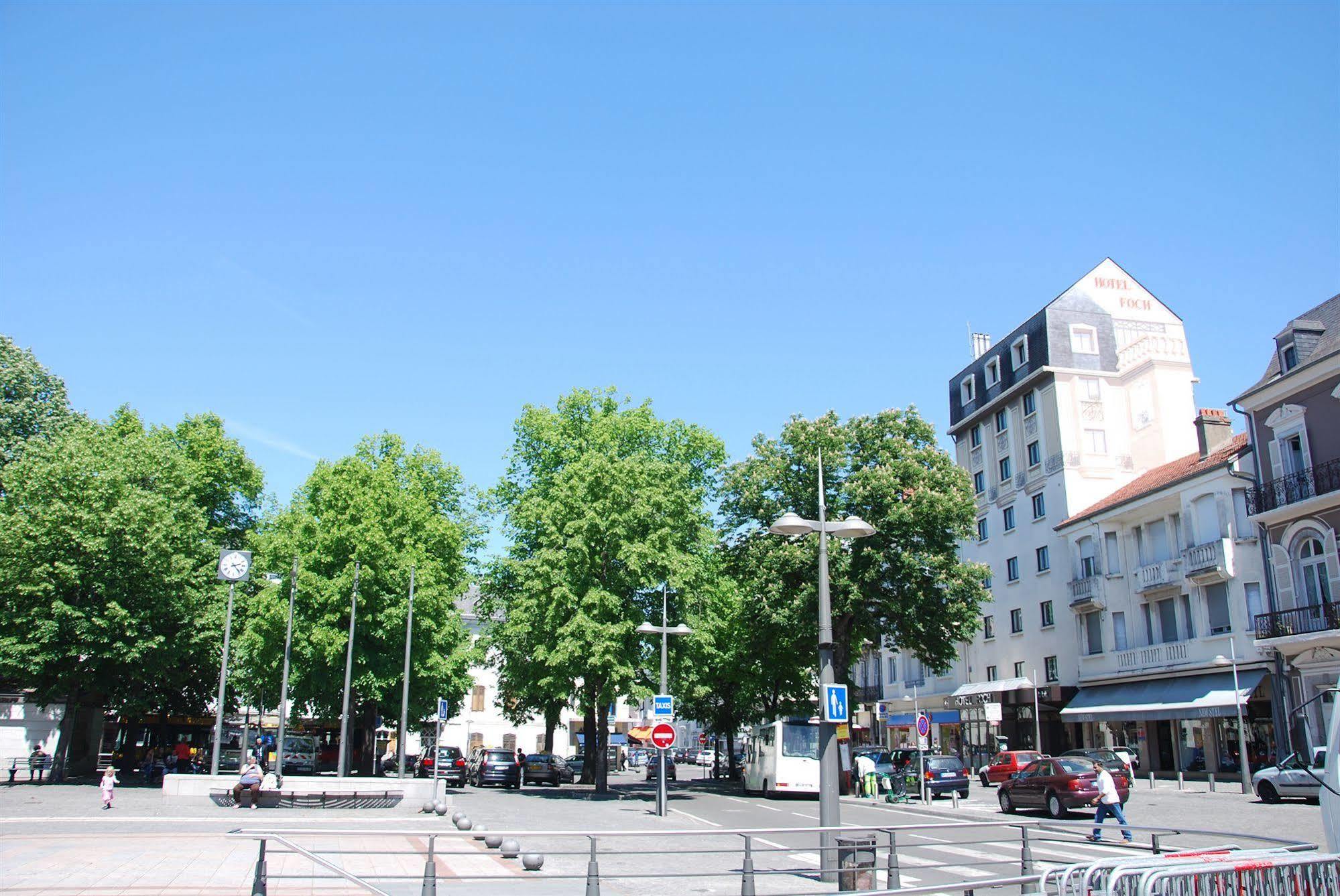 Hôtel Foch Tarbes Ngoại thất bức ảnh