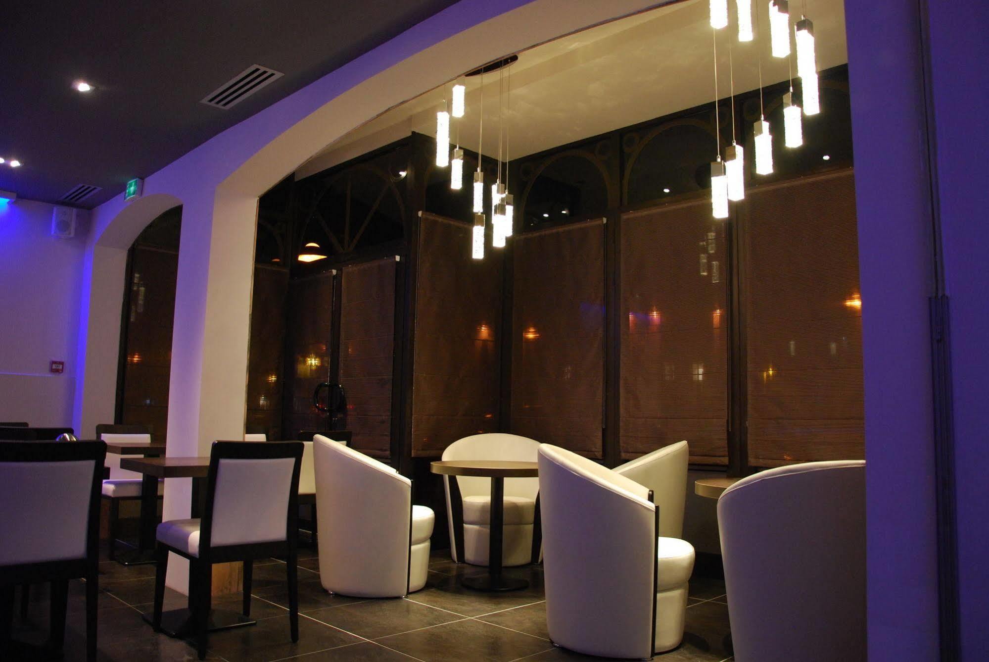 Hôtel Foch Tarbes Ngoại thất bức ảnh